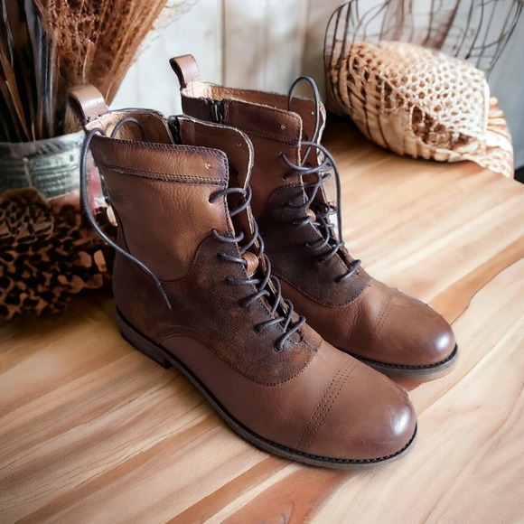 Womens Okulai Nana Kamea Boots Size 7 B Lace Up Brown Ankle Combat ~ 2 Toned - Picture 1 of 15